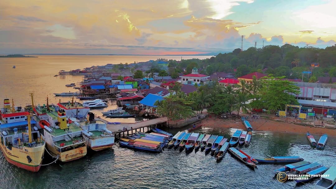 Bangunan kolonial Pulau Doom
